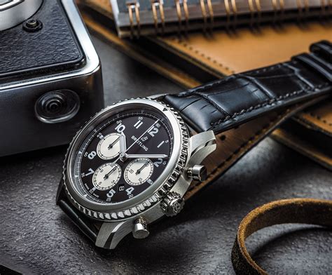 breitling navitimer 8 valjoux|breitling navitimer discount.